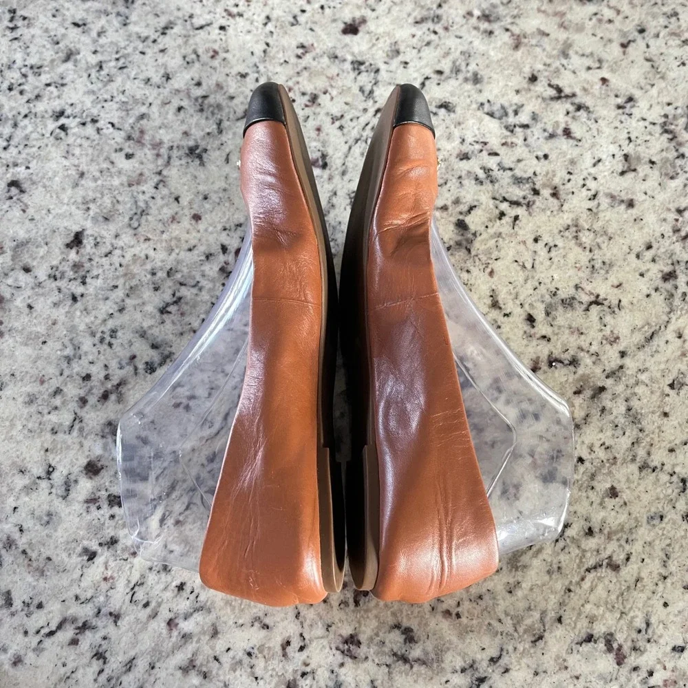 Coach Ballet Flats Womens 8 Tan Black Cap Toe Leather Classic Logo Plaque Shoes
